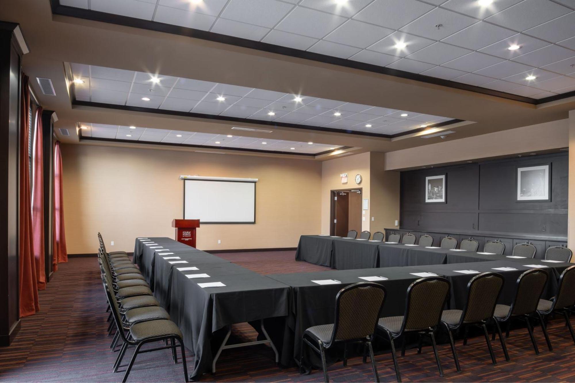 Four Points By Sheraton Edmonton International Airport Nisku Εξωτερικό φωτογραφία