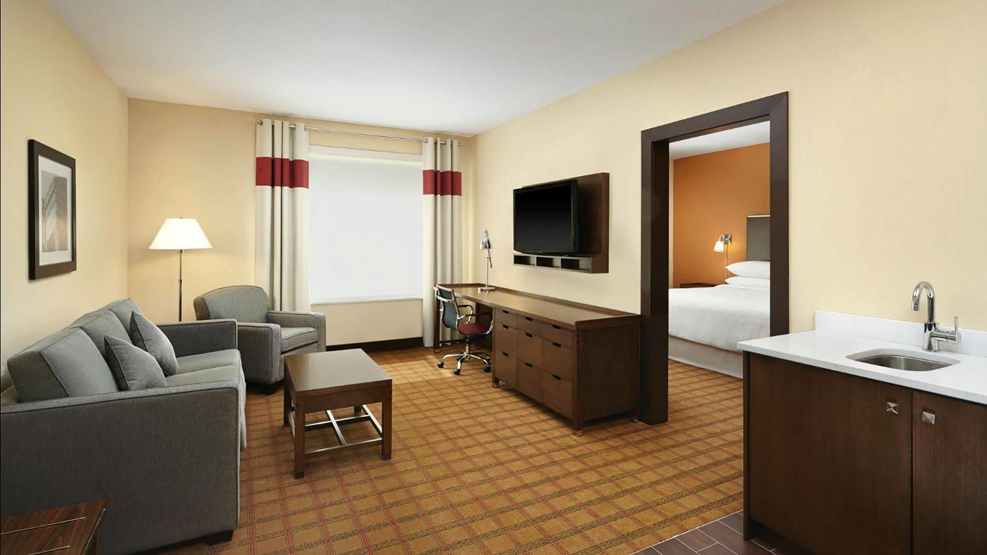 Four Points By Sheraton Edmonton International Airport Nisku Εξωτερικό φωτογραφία