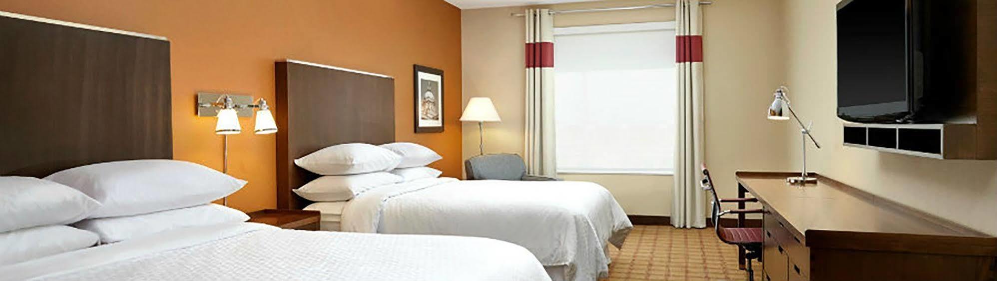 Four Points By Sheraton Edmonton International Airport Nisku Εξωτερικό φωτογραφία